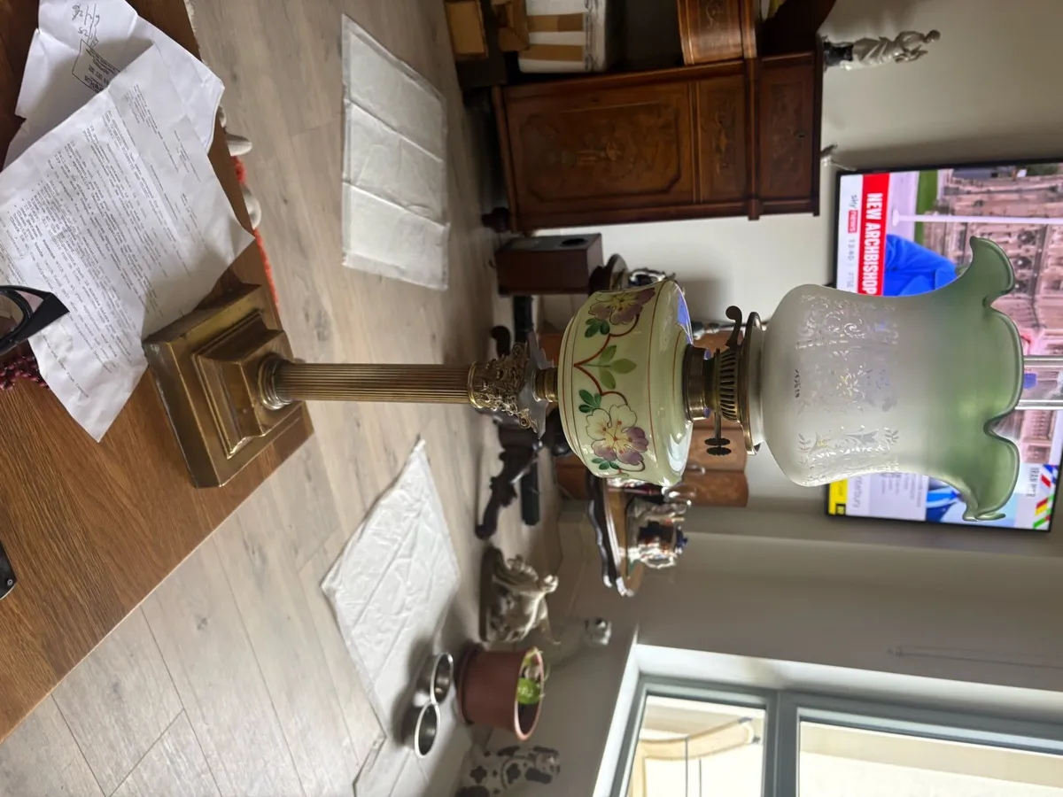 Old oil lamp original - Image 1