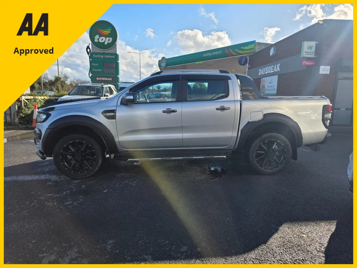 Ford Ranger 3.2 TDCI WILDTRAK 4WD 20 200PS 4DR 200 - Image 2