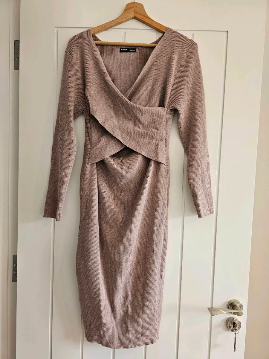 Pregnancy dress - Image 1