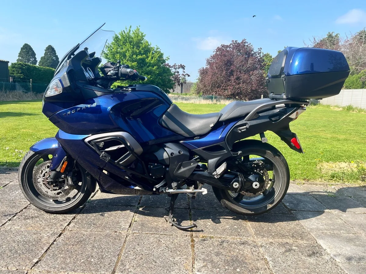 Triumph trophy 1215se - Image 3