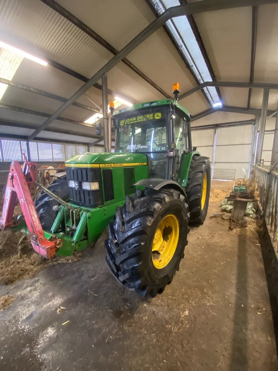 John Deere 6400 - Image 1