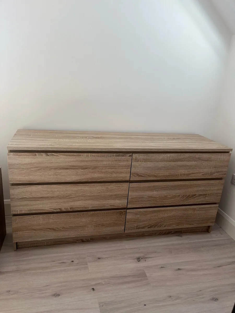 Lockers and chest drawers - Image 2