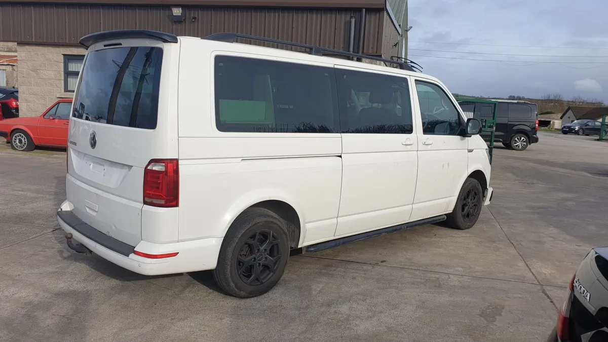 *For parts* Vw Caravelle 2.0 dsl 5 speed (2019) - Image 2