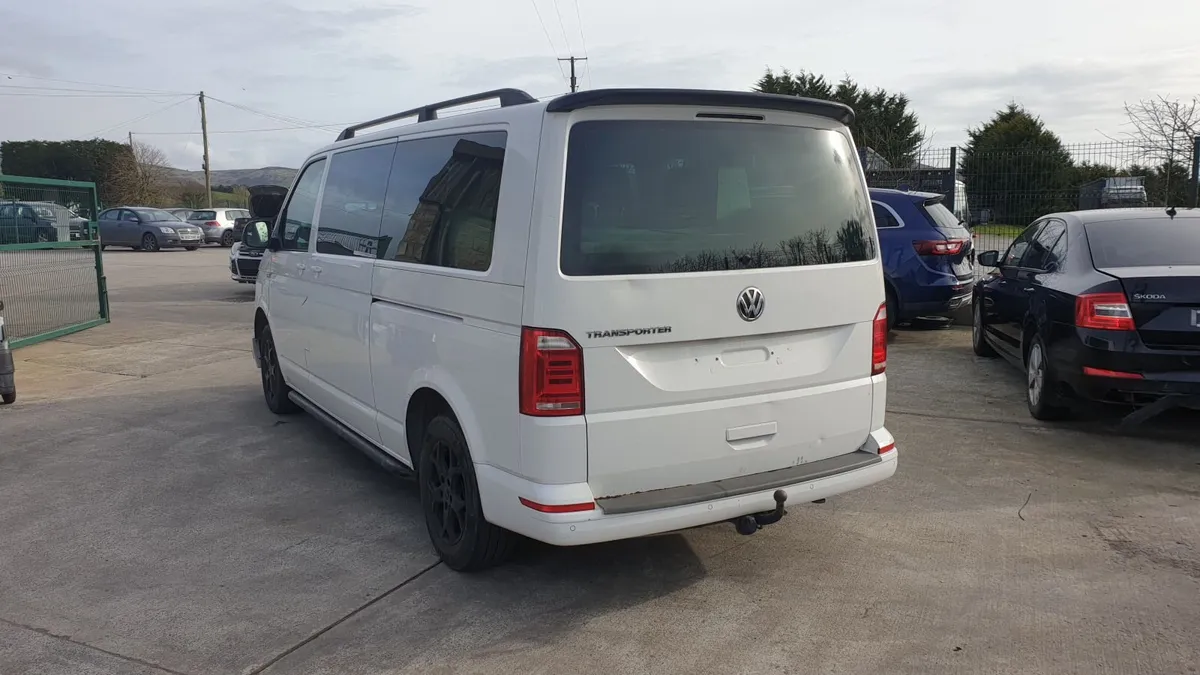 *For parts* Vw Caravelle 2.0 dsl 5 speed (2019) - Image 4