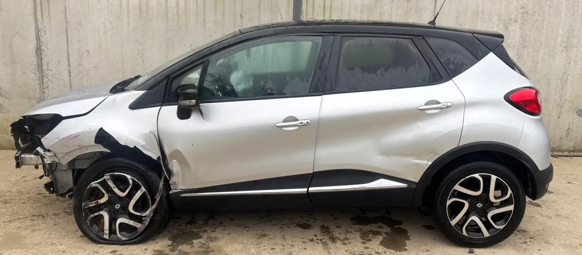 2014 Renault Captur parts - Image 2