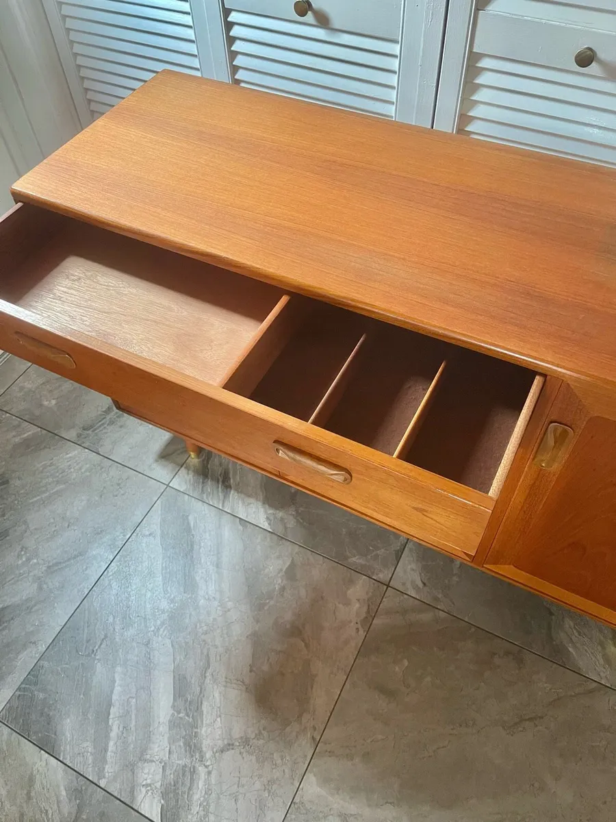 Mid century G plan  sideboard - Image 3