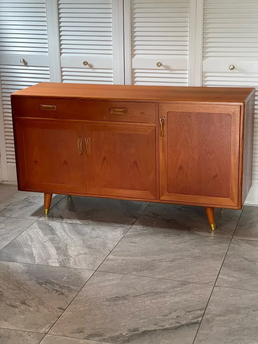 Mid century G plan  sideboard - Image 2