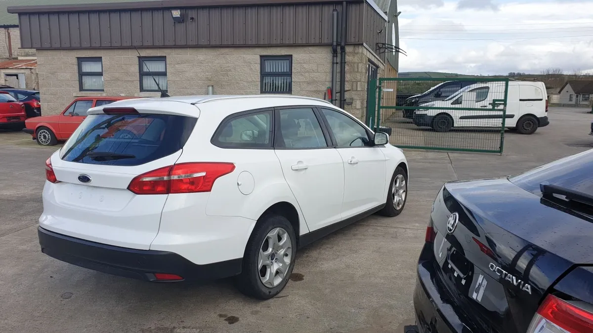 *For parts* Ford Focus Style 1.6 dsl 6 speed (2015 - Image 2
