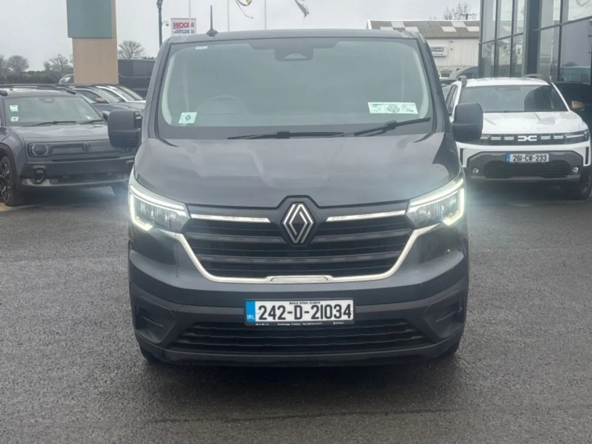 Renault Trafic 130BHP START ex vat price displayed - Image 2