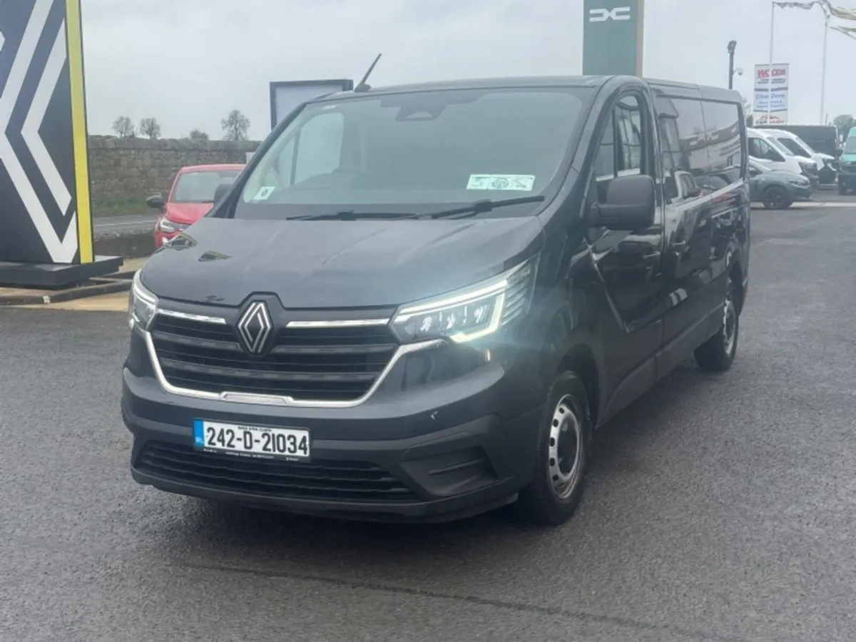 Renault Trafic 130BHP START ex vat price displayed - Image 3