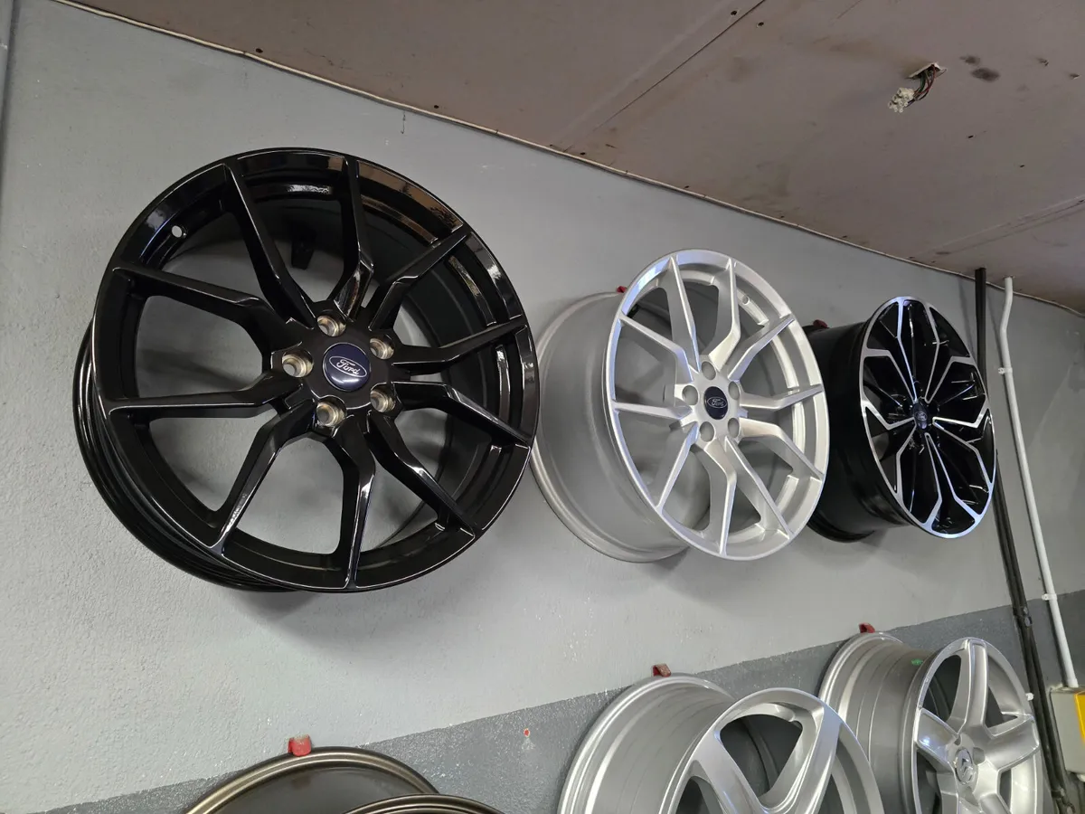 **Special** 18" Ford Focus Alloys - Image 1