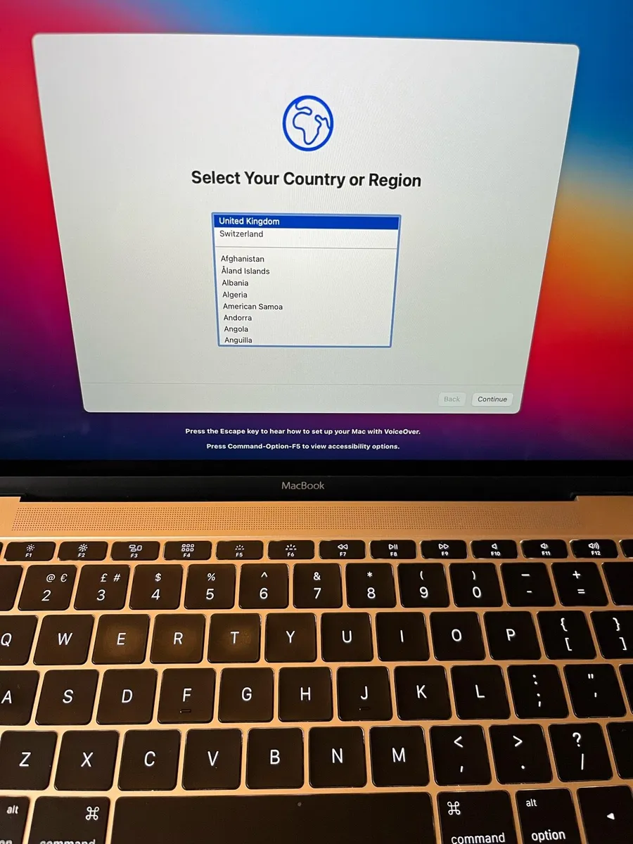 MacBook Pro - Image 3