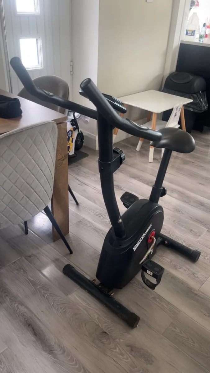 Exercise bike - Image 1