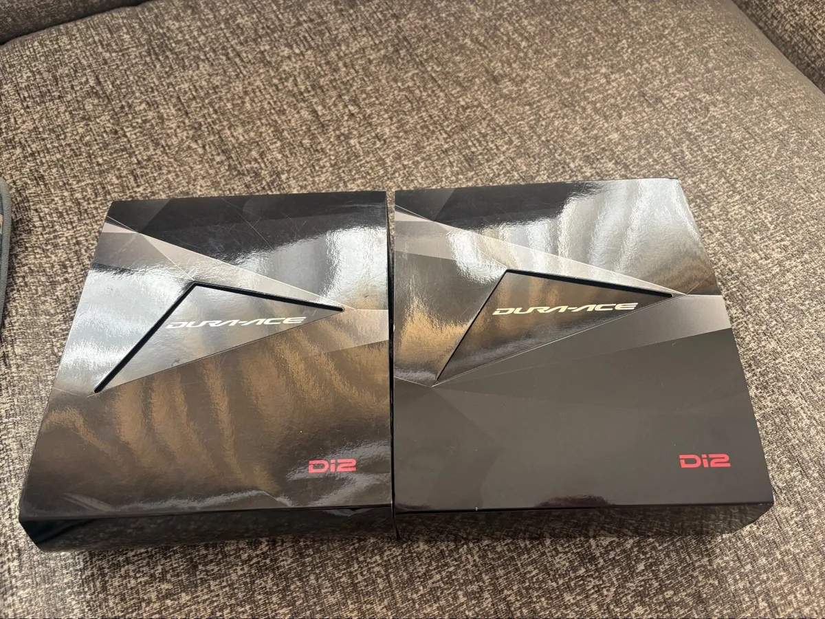 Shimano Dura Ace Di2 ST-R9180 - Image 3