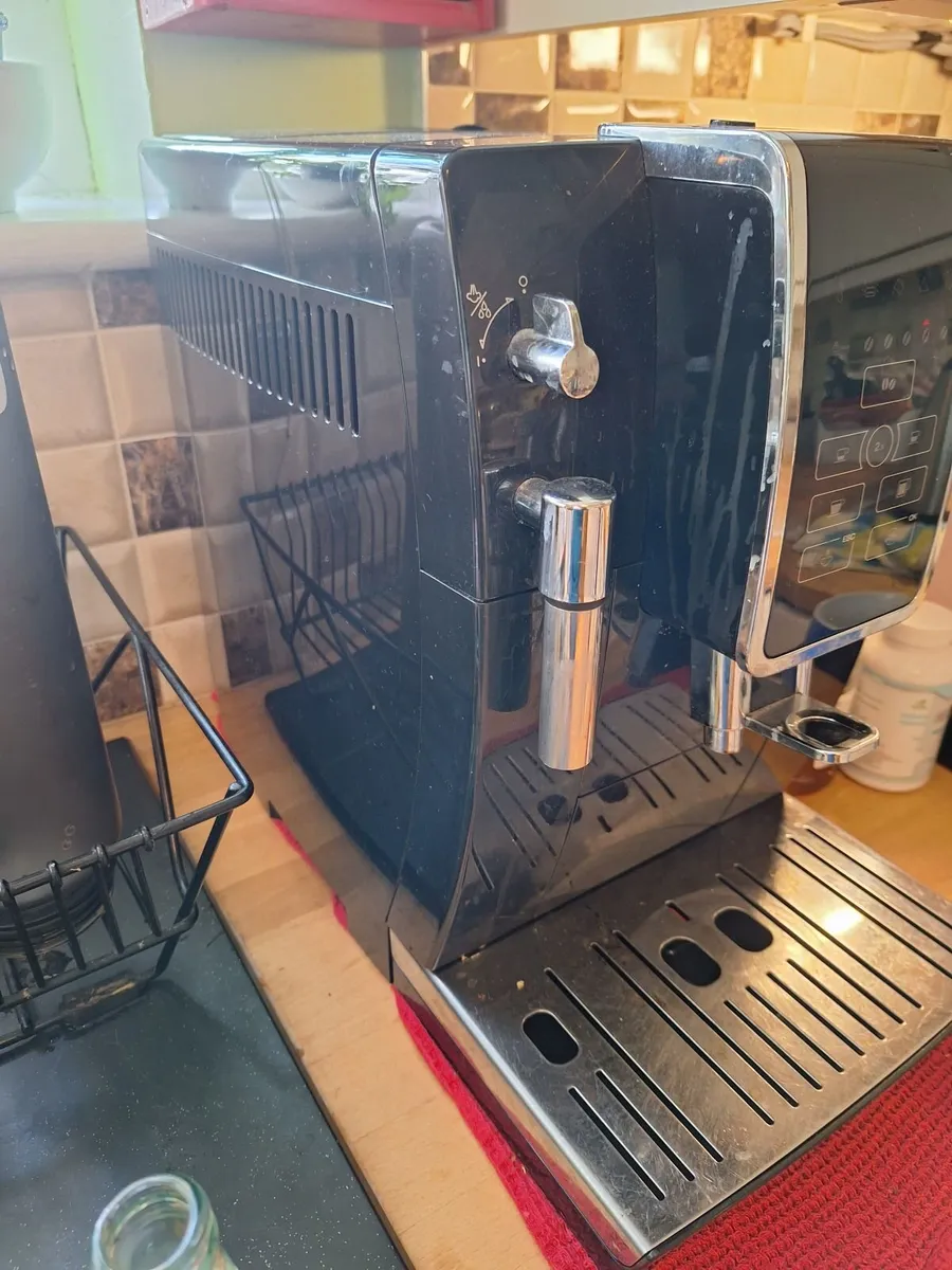 Coffee machine Delonghi Dinamica - Image 3