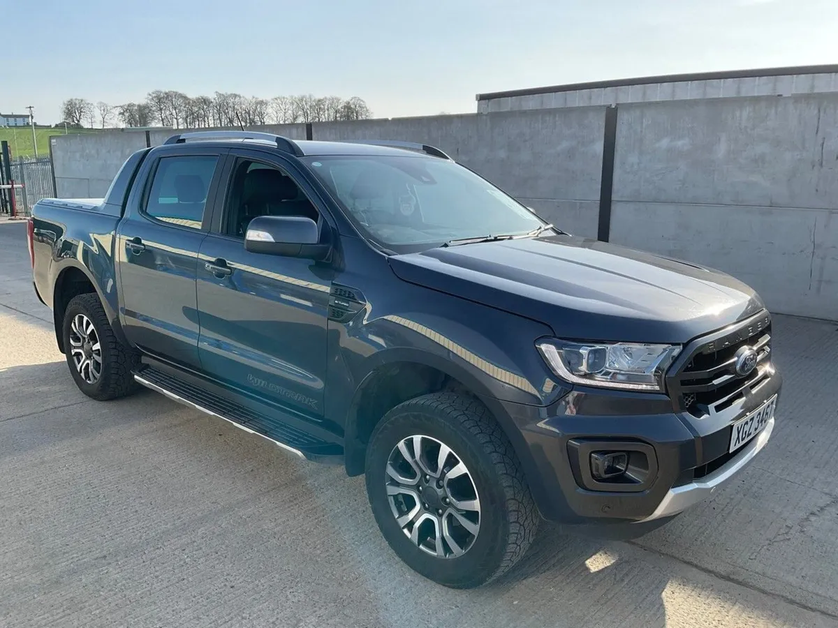 TOYOTA HILUX ACTIVE 2.5 D-4D 4WD DOUBLE CAB PICKUP - Image 4