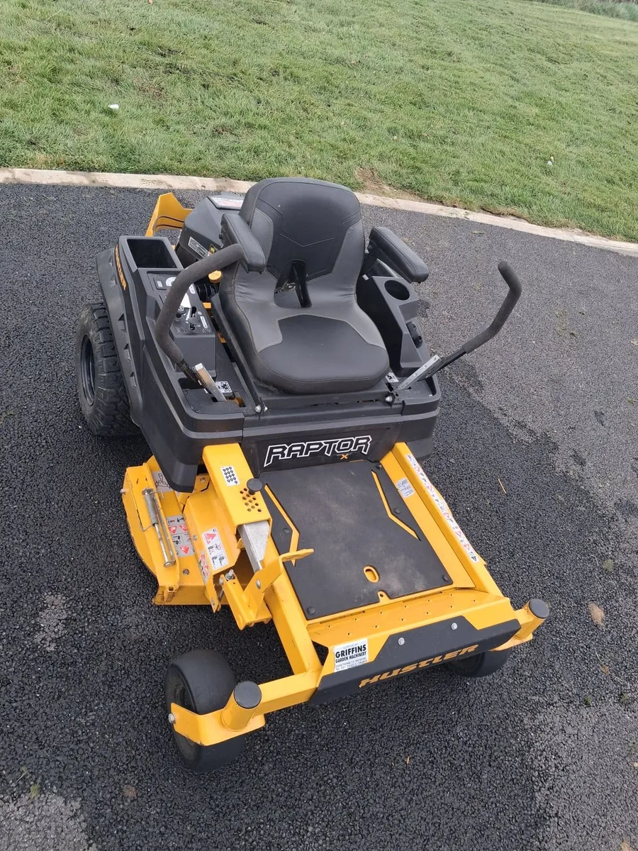 Zero Turn Lawnmower - Image 2