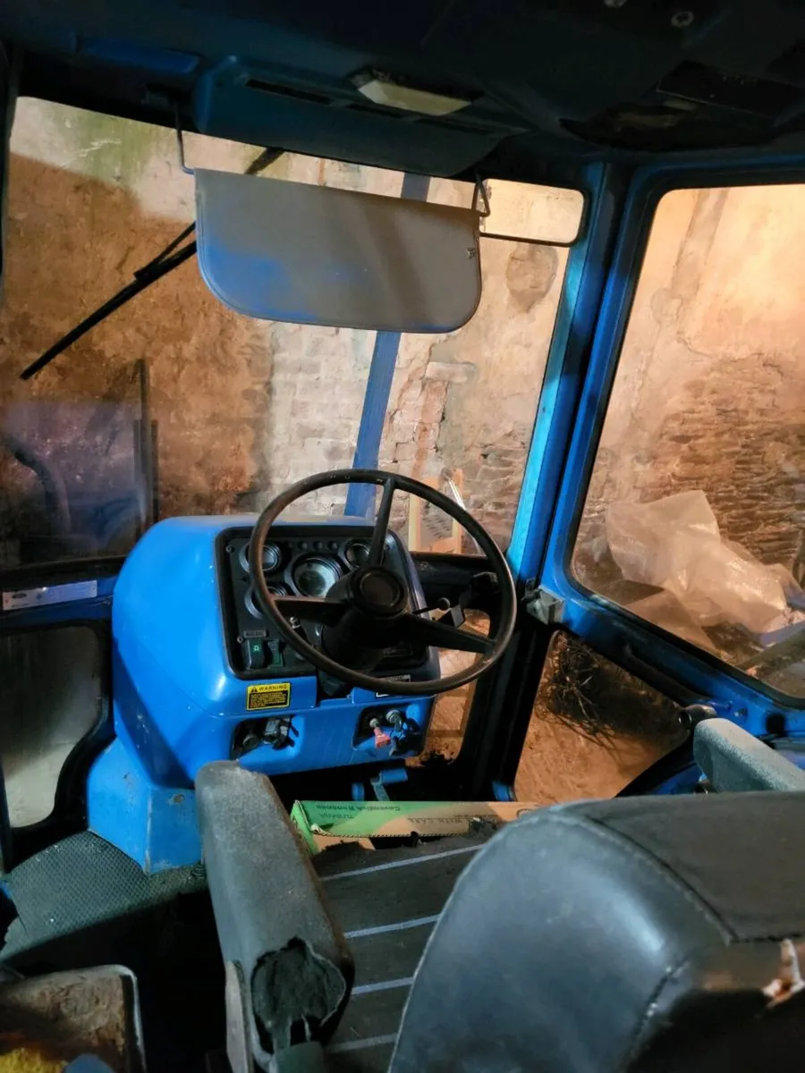 Ford Q Cab - Image 2