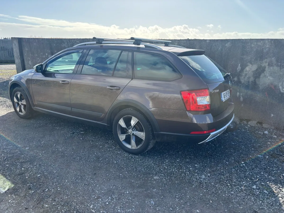 161 Skoda Octavia 2.0 4x4 for Sale - Image 2