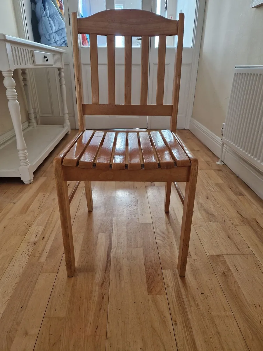 Kitchen Table and chairs - Image 3