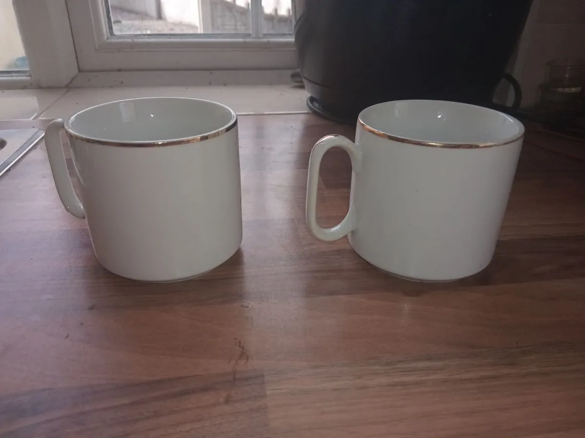 VINTAGE FATHER & MOTHER MUGS - Image 2