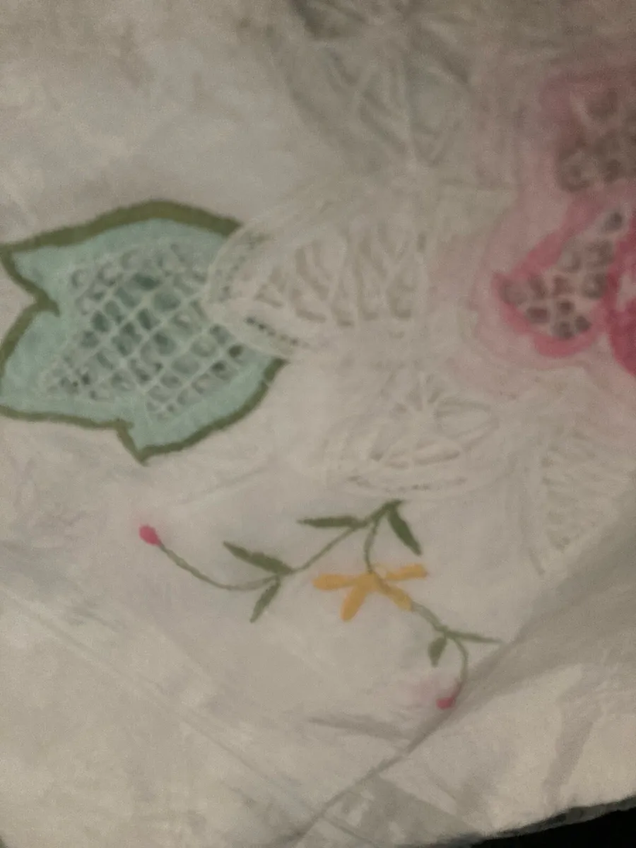 Handmade beautiful table cloth Easter - Image 4