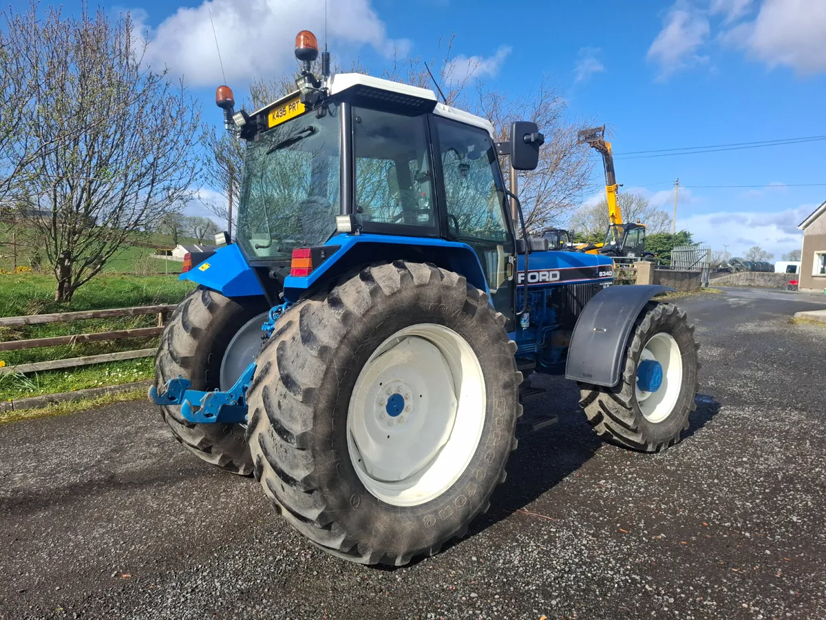 Ford 8340 - Image 4