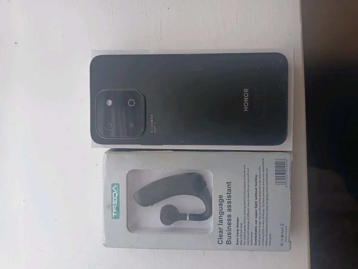 Smartphone - Image 4