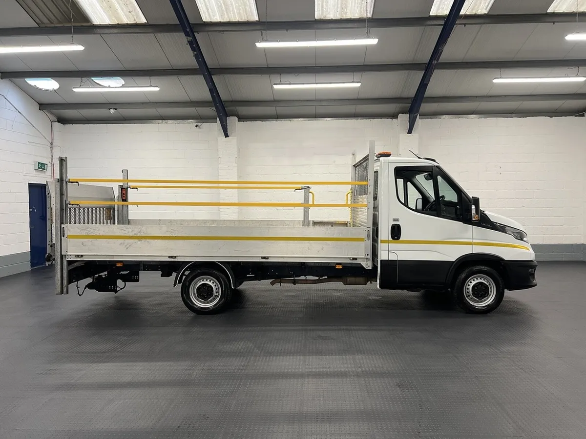 2023 Iveco Daily Dropside Van - Image 1