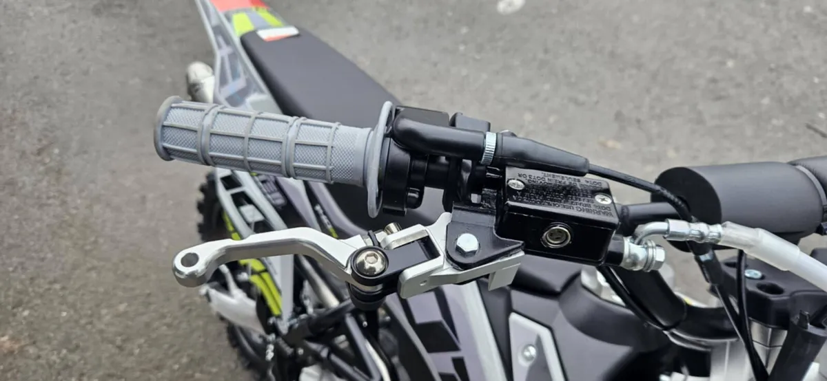 10TEN 140 Pit bike VALUE/DEIVERY/EASIPAY - Image 4