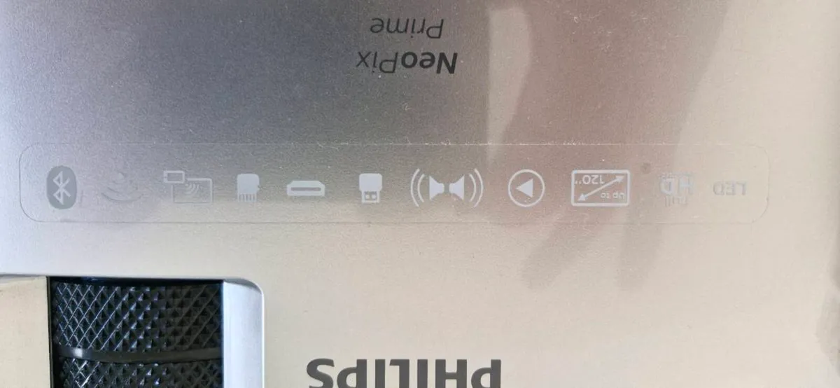 Video Projector - Image 2