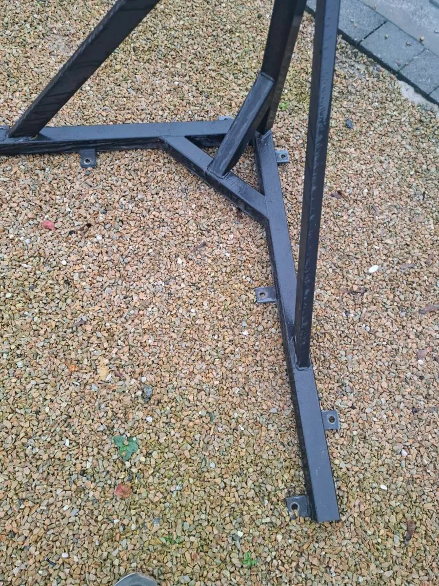 Venom full sized filled heavy bag and custom made - Image 3