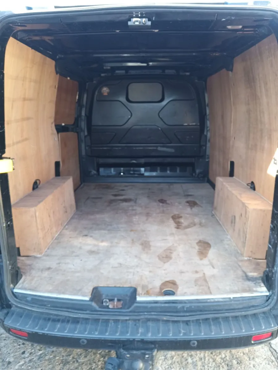 Ford Transit Custom 2013 - Image 4