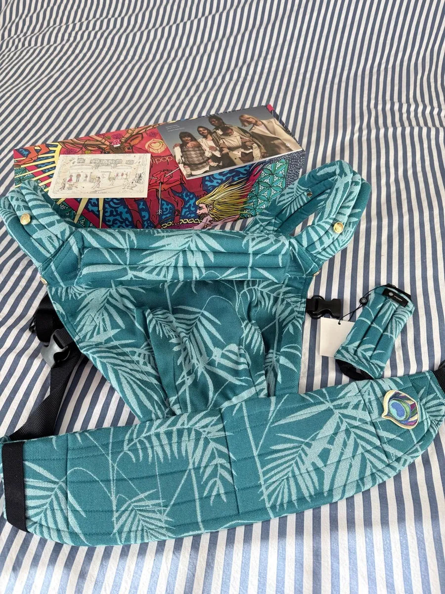 Artipoppe zeitgeist baby carrier - Image 1