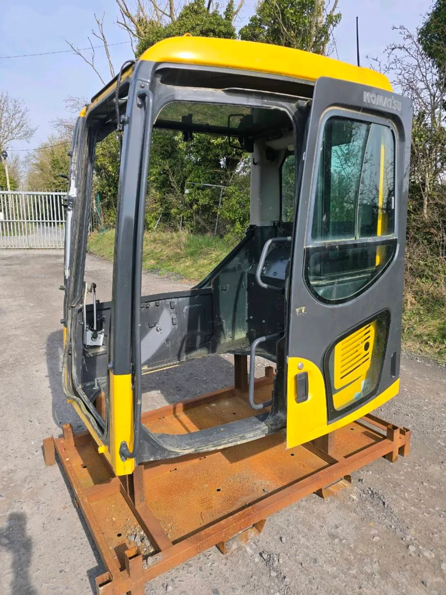 KOMATSU 228-11 CAB - Image 2