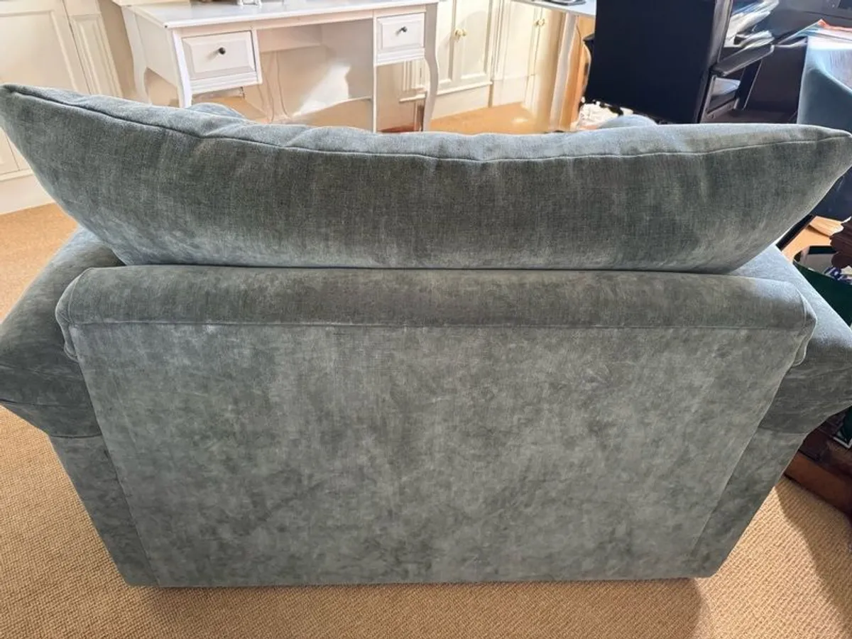 Corah cuddler chair - green - Image 3