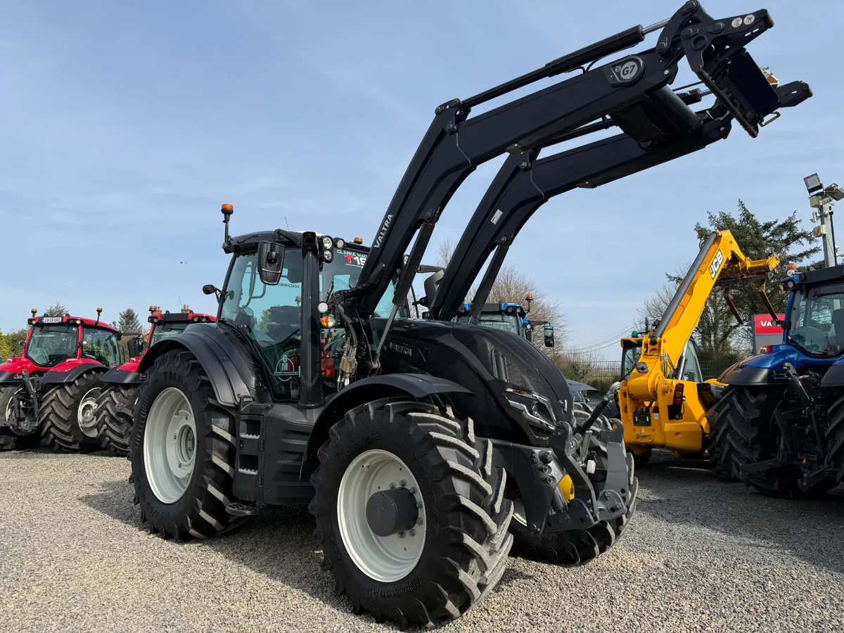 EX Demo Valtra T195 Versu - Image 1