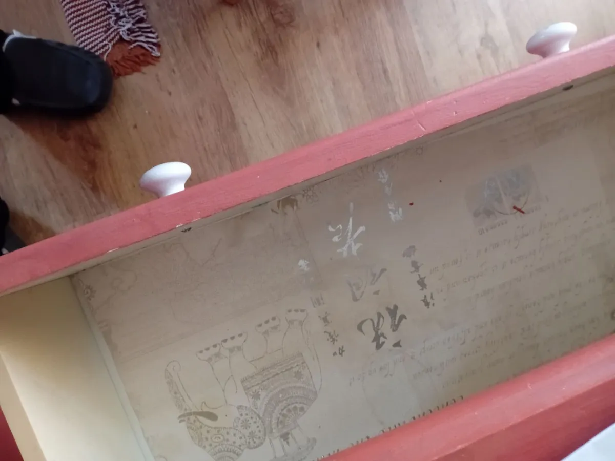 Childs Chest of drawers and locker - Image 2