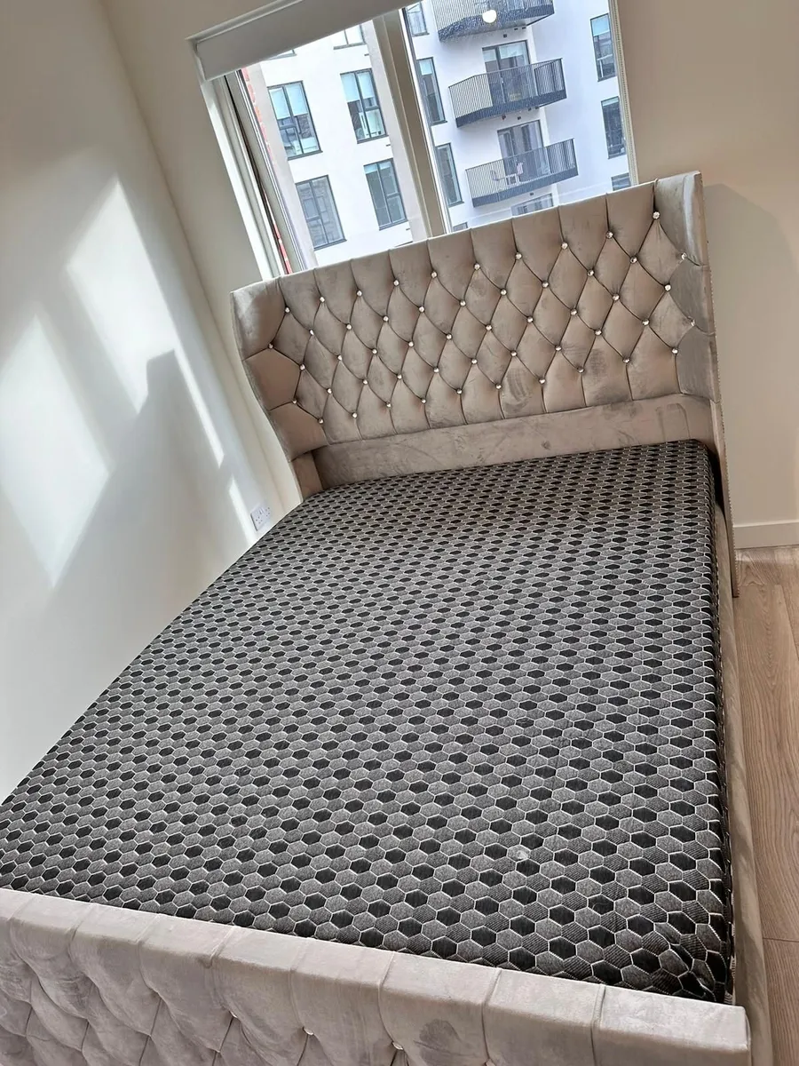 King size Ottoman bedframe and mattress - Image 2