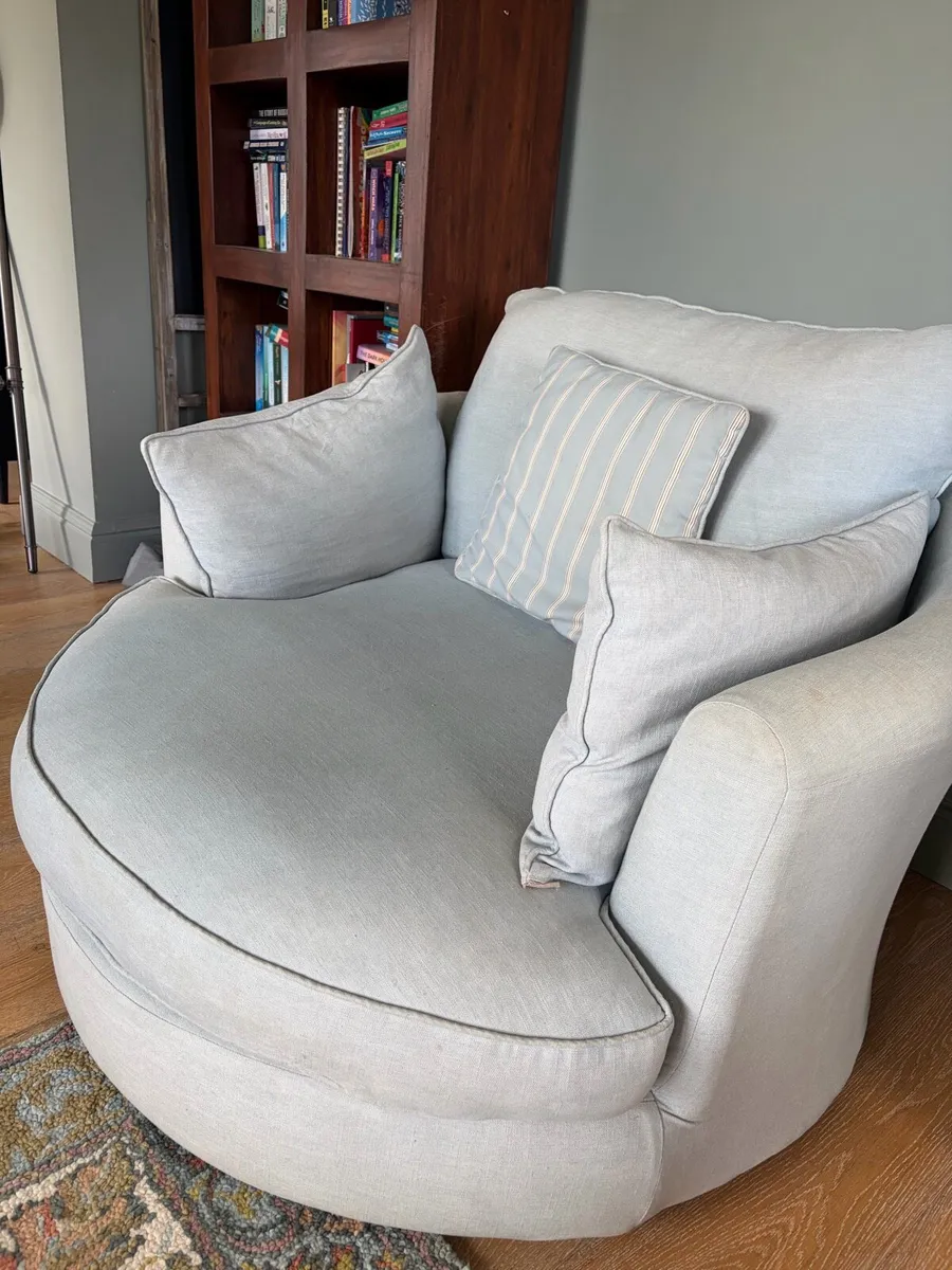 Armchair (swivel) - Image 2