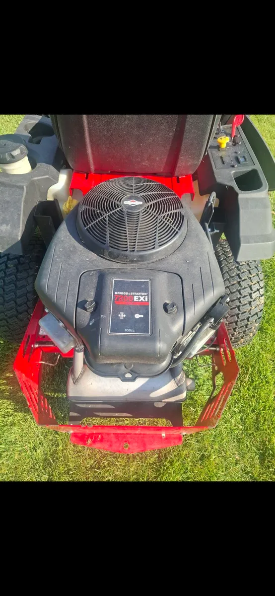 Snapper ZTX 105 Zero Turn  lawn mower,steel deck - Image 3