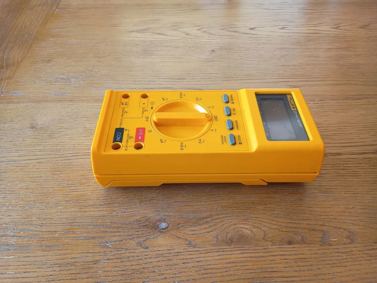 Fluke 27 Multimeter - Image 2