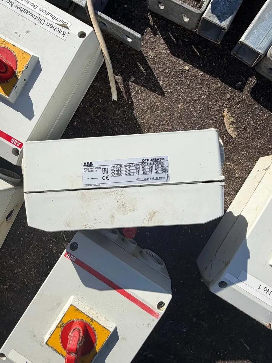 Electrical sockets - Image 4