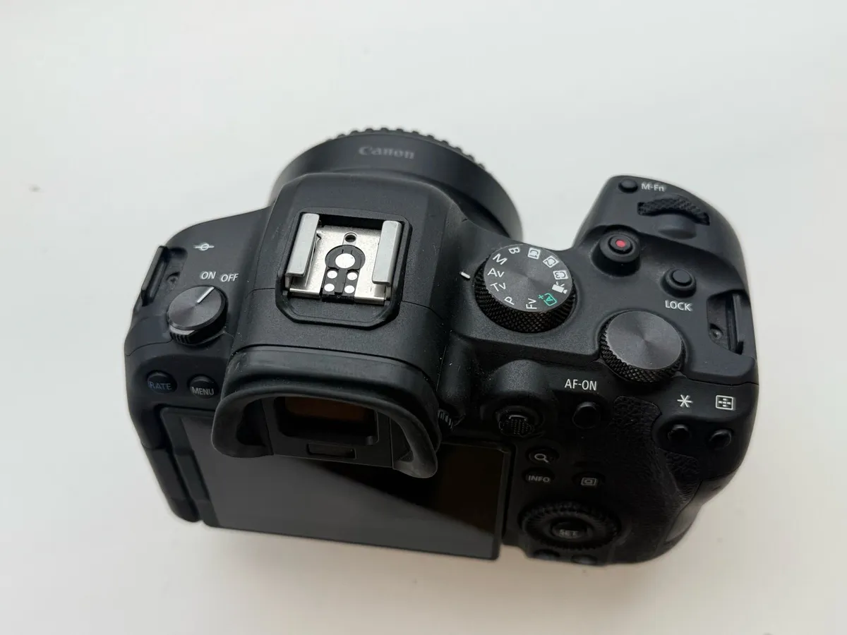 Canon R6 - Image 3