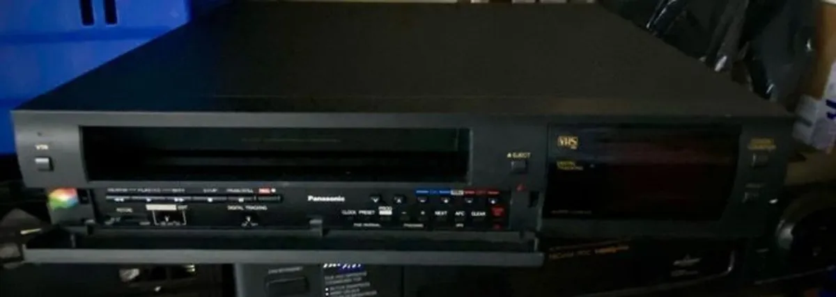 Vintage video recorder Vhs - Image 1