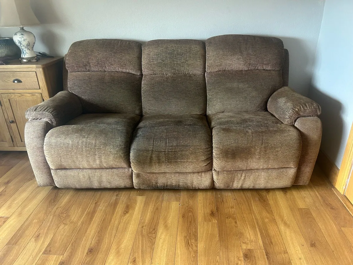 3 seater recliner couch - Image 2