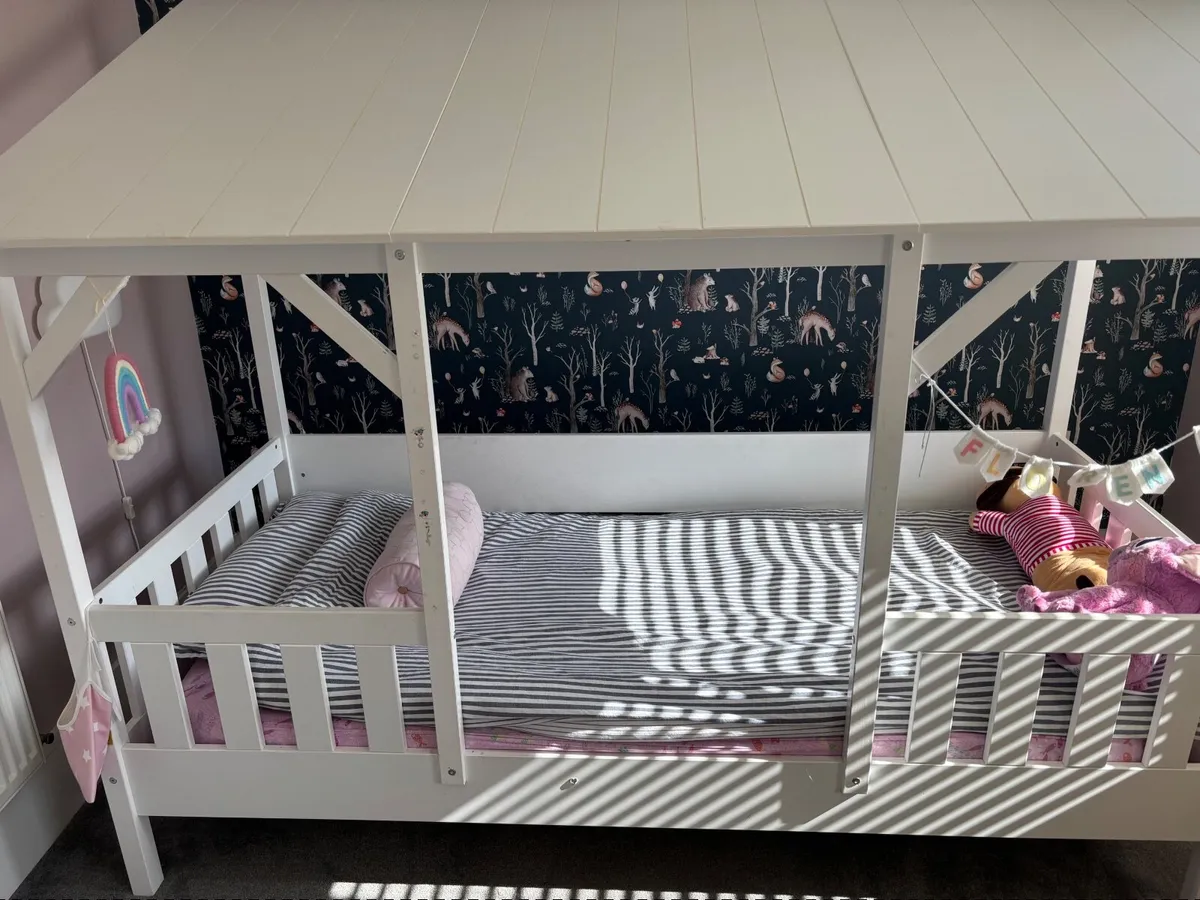 Kids House Bed - Image 1