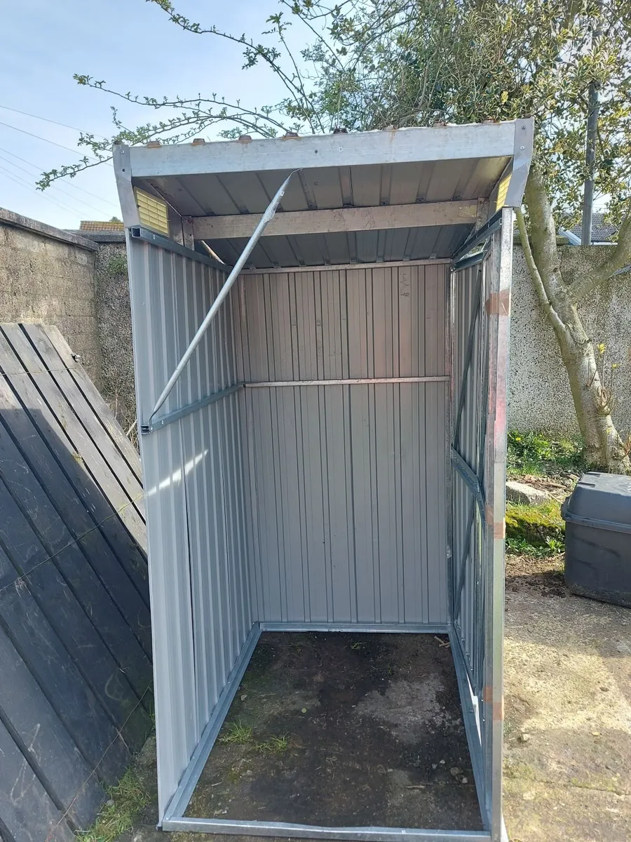 Wall mounted metal shed - Image 2