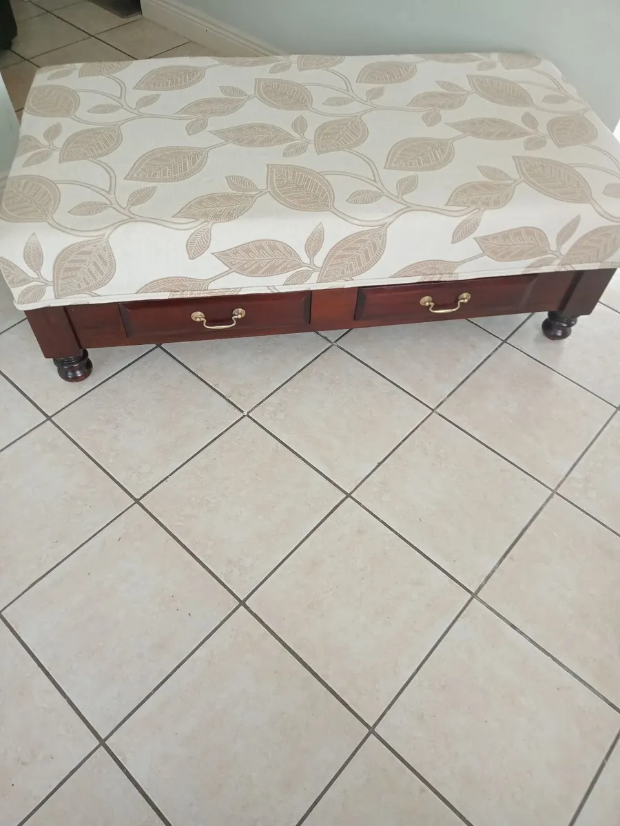 Footstool/Ottoman - Image 2