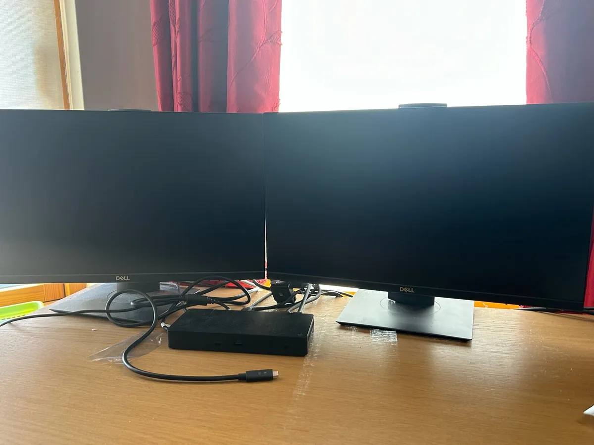 Dell Computer monitors - Image 3